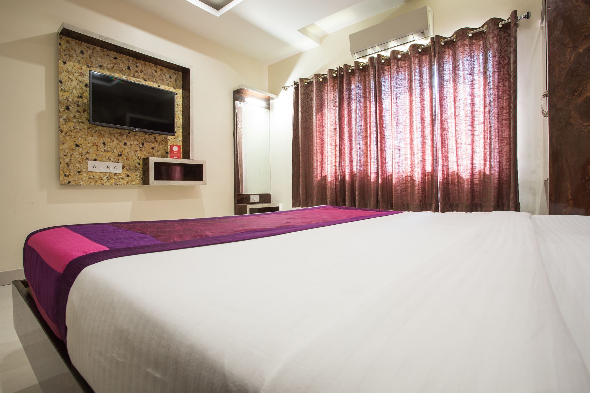 Fabhotel Shivam Palace- Near Mahakal Mandir Ujjain Exterior foto